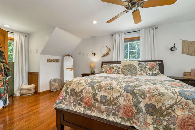 39 Beach Pond Road, Wolfeboro, NH 03894