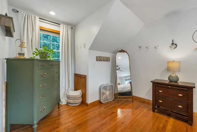 39 Beach Pond Road, Wolfeboro, NH 03894