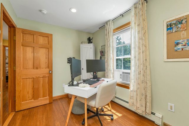39 Beach Pond Road, Wolfeboro, NH 03894