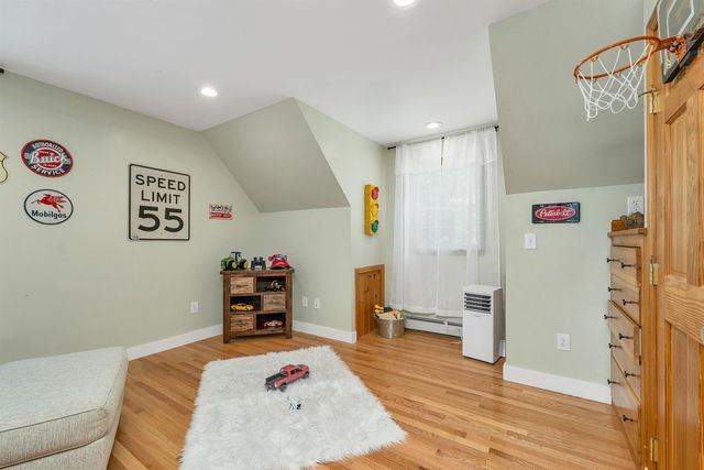 39 Beach Pond Road, Wolfeboro, NH 03894