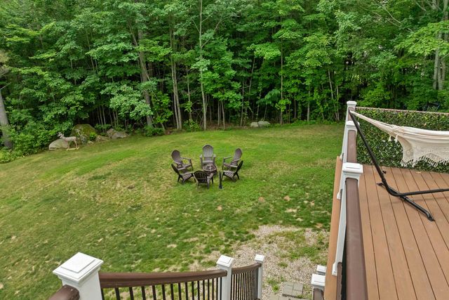 39 Beach Pond Road, Wolfeboro, NH 03894