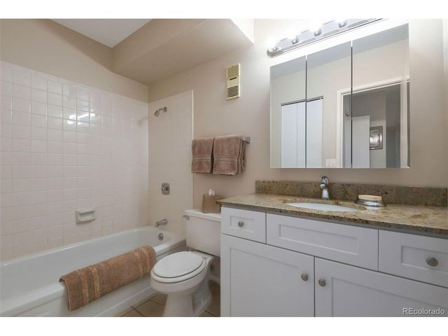 5995 W Hampden Ave E-15, Denver, CO 80227
