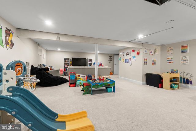 807 MARKET AVE, Woodbury, NJ 08096