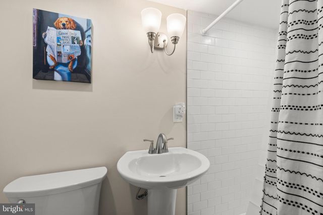 807 MARKET AVE, Woodbury, NJ 08096