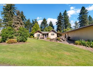 3301 WYEAST Rd, Hood River, OR 97031