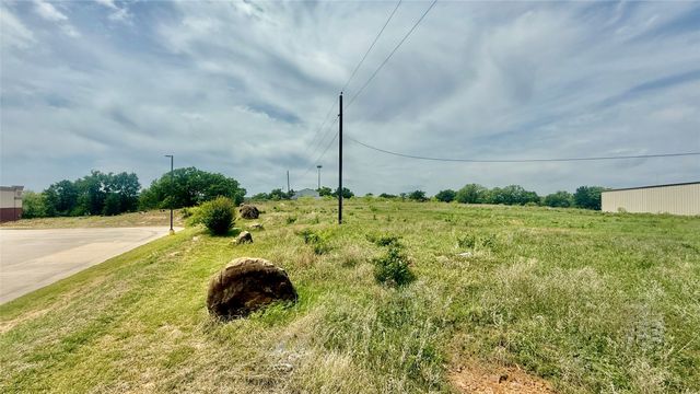 2120 Highway 16S S, Graham, TX 76450
