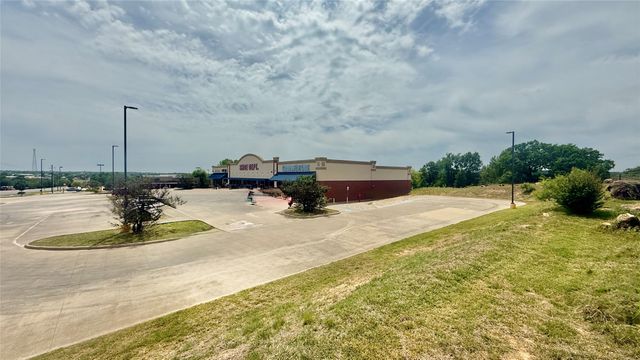 2120 Highway 16S S, Graham, TX 76450