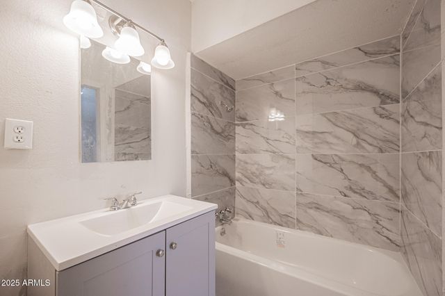 864 E CHANDLER Boulevard 9, Chandler, AZ 85225