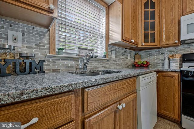 26 KEMPTON RD, Glen Burnie, MD 21060