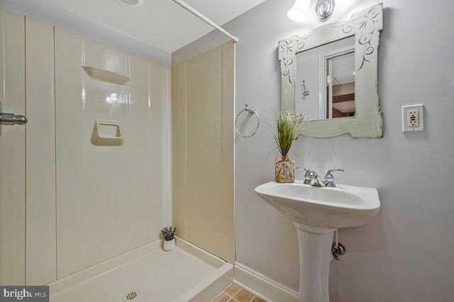26 KEMPTON RD, Glen Burnie, MD 21060