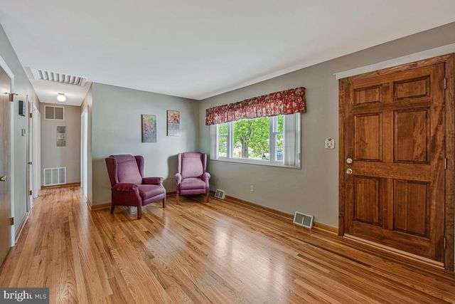 26 KEMPTON RD, Glen Burnie, MD 21060