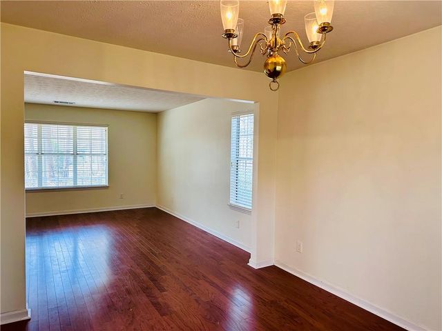 1140 Taylor Oaks Drive, Roswell, GA 30076