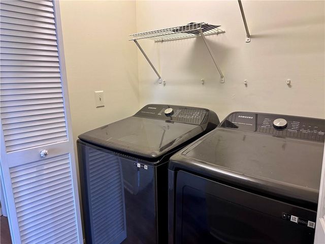 1140 Taylor Oaks Drive, Roswell, GA 30076