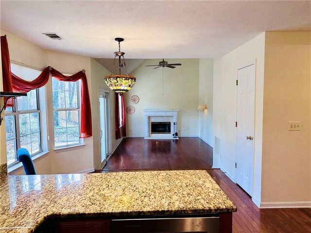 1140 Taylor Oaks Drive, Roswell, GA 30076