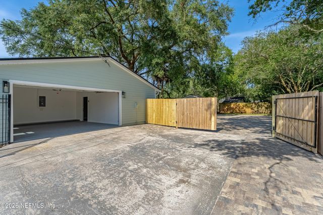 12473 ATTRILL Road, Jacksonville, FL 32258