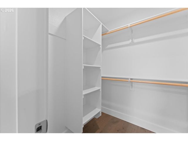 9824 Sw 34th Pl, Portland, OR 97219