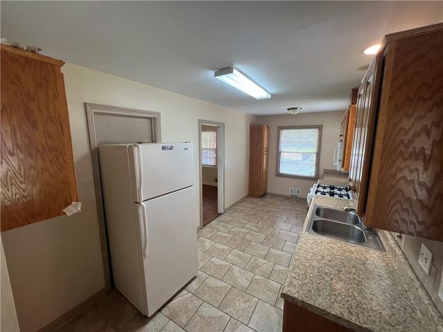 115 Charles Avenue SE, Marietta, GA 30067