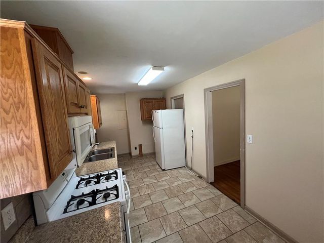 115 Charles Avenue SE, Marietta, GA 30067