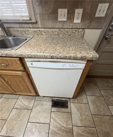 115 Charles Avenue SE, Marietta, GA 30067
