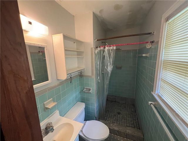 115 Charles Avenue SE, Marietta, GA 30067