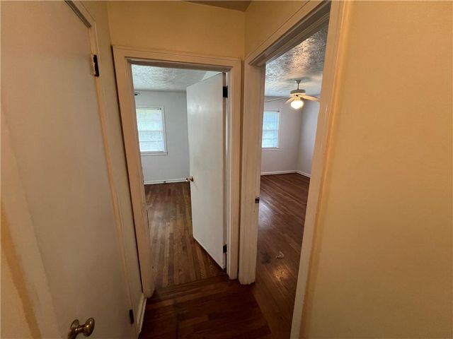 115 Charles Avenue SE, Marietta, GA 30067