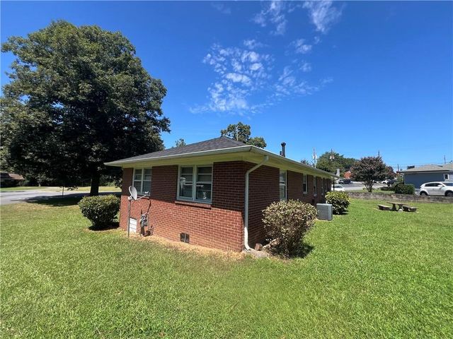 115 Charles Avenue SE, Marietta, GA 30067