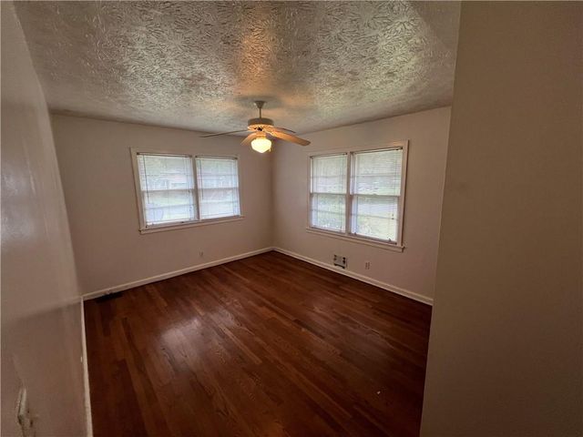 115 Charles Avenue SE, Marietta, GA 30067