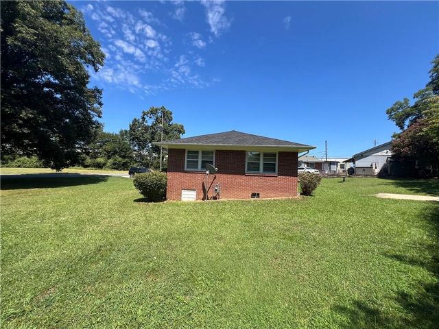 115 Charles Avenue SE, Marietta, GA 30067