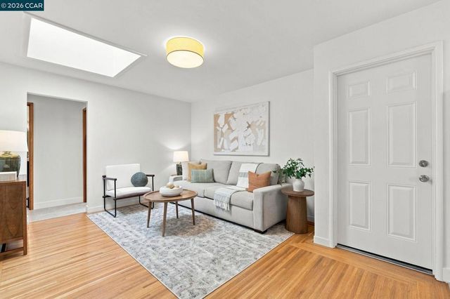 1736 Halsey Ave, San Leandro, CA 94578