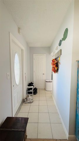 4200 Crystal Lake Dr 210, Deerfield Beach, FL 33064