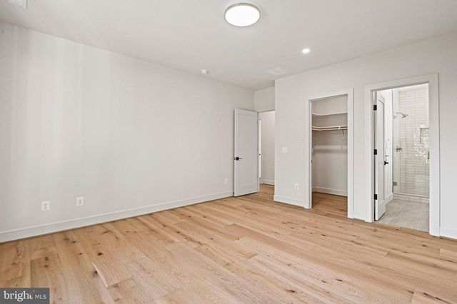 107 MOORE AVE SE, Vienna, VA 22180