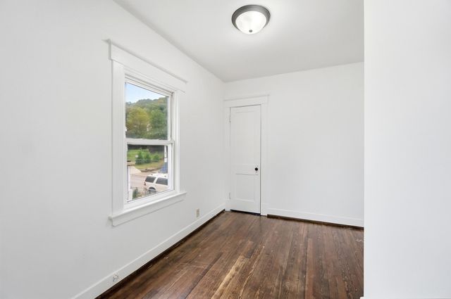 2210 Busse Street, Covington, KY 41014