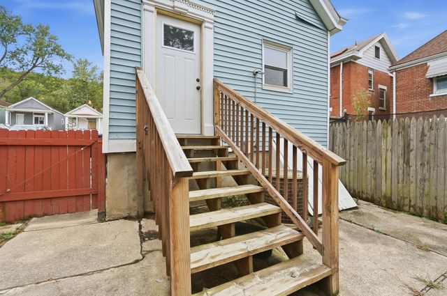2210 Busse Street, Covington, KY 41014