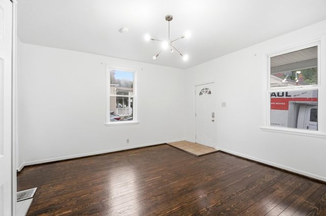 2210 Busse Street, Covington, KY 41014