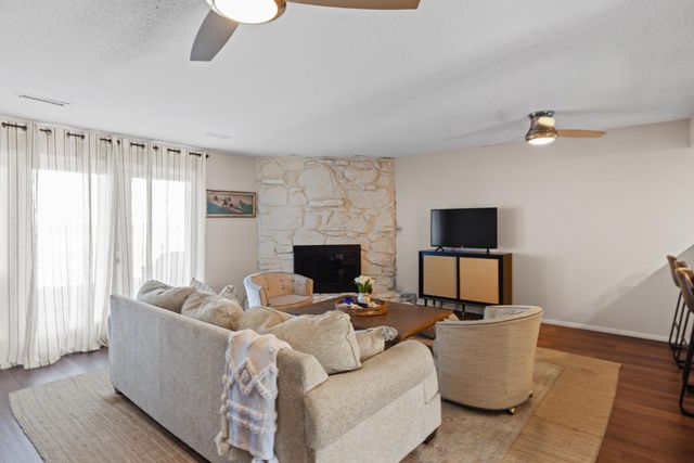 1 Fort Scott Lane, Afton, OK 74331