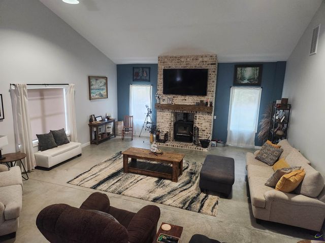 715 Perry Highway, Hawkinsville, GA 31036