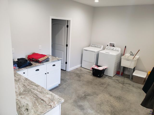 715 Perry Highway, Hawkinsville, GA 31036