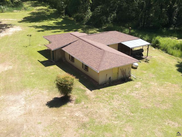 715 Perry Highway, Hawkinsville, GA 31036