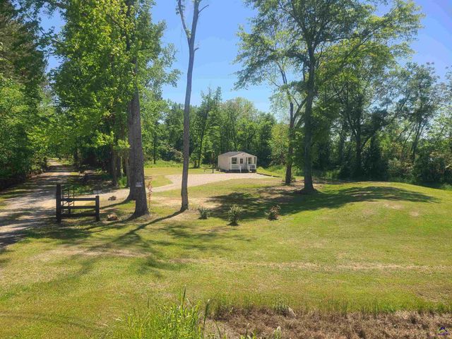 715 Perry Highway, Hawkinsville, GA 31036