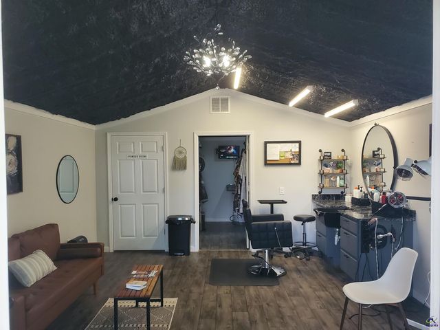 715 Perry Highway, Hawkinsville, GA 31036
