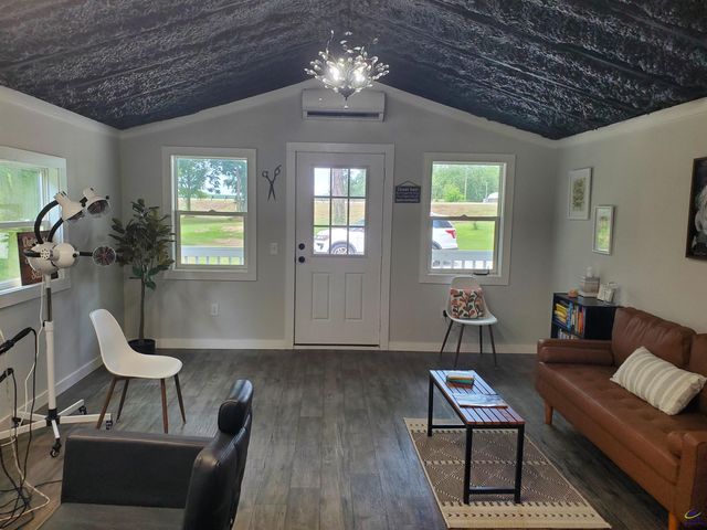 715 Perry Highway, Hawkinsville, GA 31036