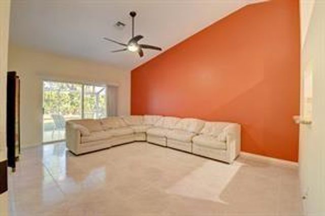 15396 Rosaire Ln 15396, Delray Beach, FL 33484