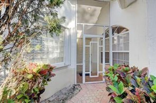 15396 Rosaire Ln 15396, Delray Beach, FL 33484