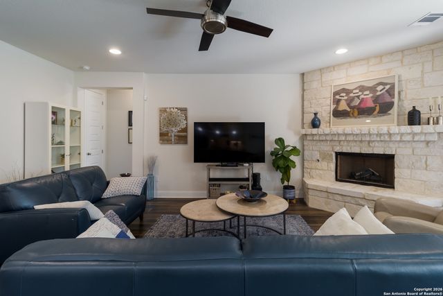 234 Sigel Ave, New Braunfels, TX 78132