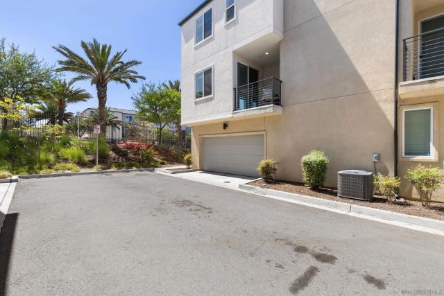 5222 Surfwalk Way 6, San Diego, CA 92154