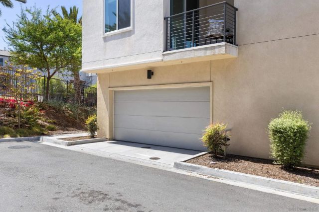 5222 Surfwalk Way 6, San Diego, CA 92154