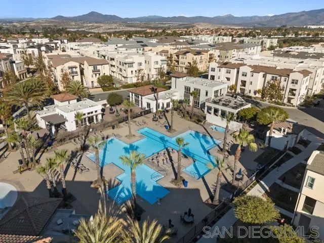 5222 Surfwalk Way 6, San Diego, CA 92154