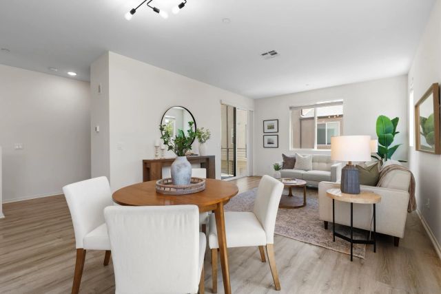 5222 Surfwalk Way 6, San Diego, CA 92154