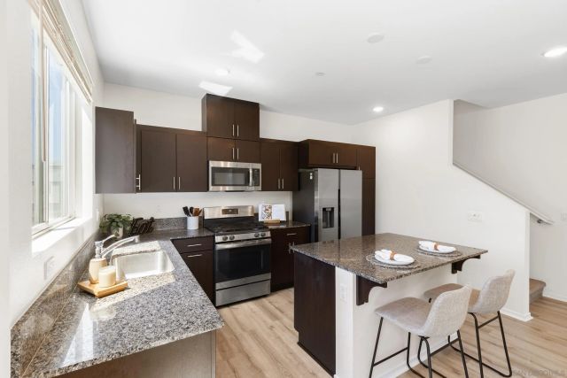 5222 Surfwalk Way 6, San Diego, CA 92154