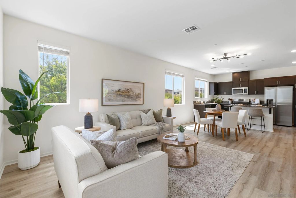 5222 Surfwalk Way 6, San Diego, CA 92154